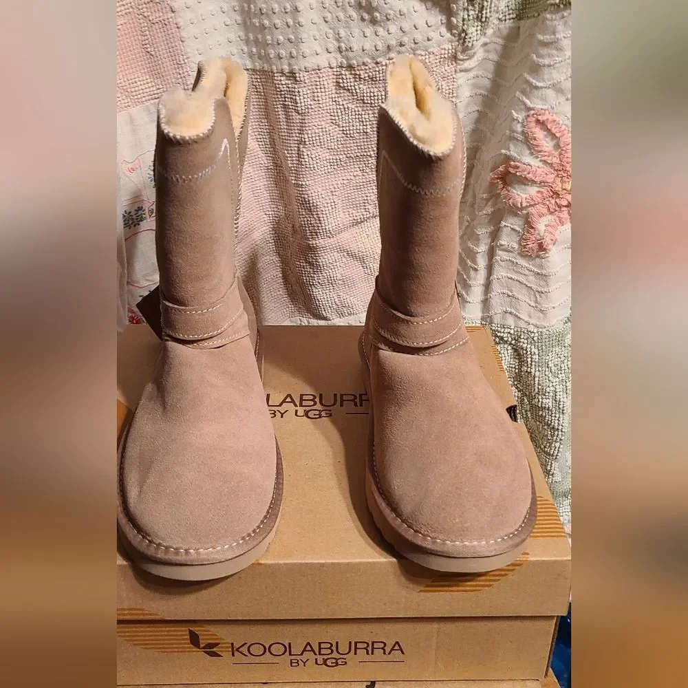 NEW LAMO TAN Light Brown BEIGE Sheepskin Shearling Winter Suede Buckle Boots 8